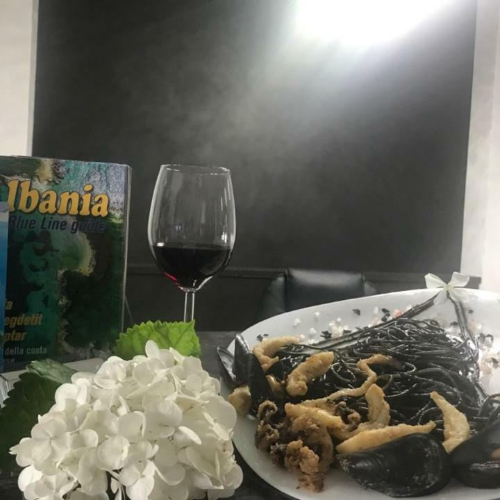 Vila E Bardhe Saranda Zewnętrze zdjęcie